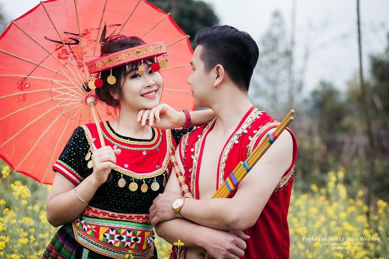 Chuyện tình gặp là yêu, quen 6 tháng là cưới của chàng cảnh sát trẻ Yên Bái ảnh 1