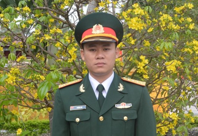 Đại úy 8X "lọ mọ" với những sáng chế phục vụ huấn luyện