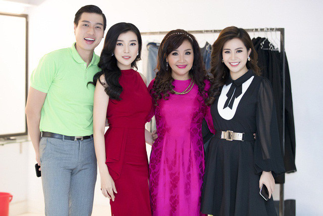 Tham gia gameshow truyền hình với những thế hệ đi trước trong nghề, đặc biệt là đàn chị Ngân Quỳnh, Việt Hương... Cao Thái Hà cẩn trọng trong cách xưng hô, ăn nói nhằm tránh những câu chữ thiếu tôn trọng bề trên.