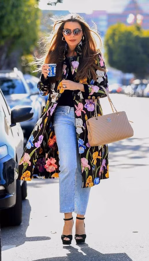 4 bí kíp “dễ như ăn kẹo” giúp chị em nâng tầm trang phục quần jeans áo phông ảnh 5