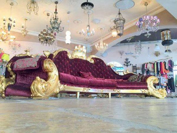 Cận cảnh chiếc ghế 2,7 tỷ dát vàng của ông hoàng nhạc pop Michael Jackson ảnh 5 ngam chiéc ghé 2,7 tỷ dát vàng cục sang cua ong hoang nhac pop michael jackson - 5