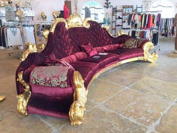 Cận cảnh chiếc ghế 2,7 tỷ dát vàng của ông hoàng nhạc pop Michael Jackson ảnh 2 ngam chiéc ghé 2,7 tỷ dát vàng cục sang cua ong hoang nhac pop michael jackson - 2