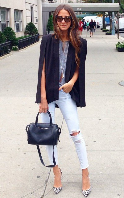 4 bí kíp “dễ như ăn kẹo” giúp chị em nâng tầm trang phục quần jeans áo phông ảnh 2 4 bí kíp “dễ như ăn kẹo” giúp chị em nâng tầm trang phục quần jeans áo phông ảnh 2