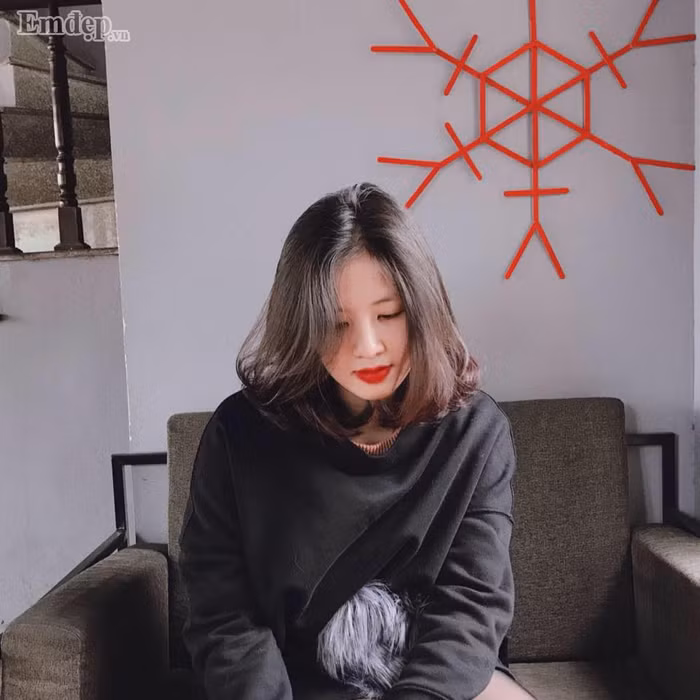 Học 9X xinh đẹp, tự làm dầu gội detox cho tóc bằng nguyên liệu rẻ tiền không ngờ