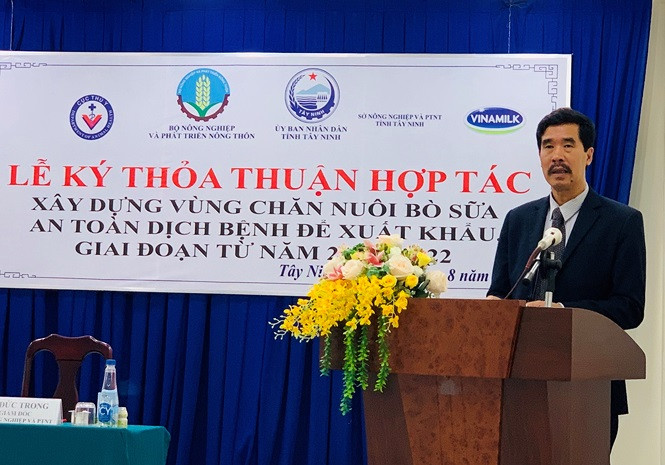 Vinamilk phối hợp với cục thú y xây dựng vùng chăn nuôi bò sữa an toàn dịch bệnh được quốc tế công nhận ảnh 2 Xây dựng vùng chăn nuôi bò sữa an toàn dịch bệnh để xuất khẩu - ảnh 2