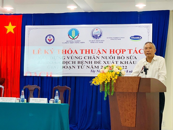 Vinamilk phối hợp với cục thú y xây dựng vùng chăn nuôi bò sữa an toàn dịch bệnh được quốc tế công nhận ảnh 1 Xây dựng vùng chăn nuôi bò sữa an toàn dịch bệnh để xuất khẩu - ảnh 1