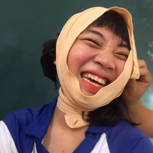 Cười “té ghế” giờ học... băng vết thương ảnh 4 Đơn giản vậy thôi.