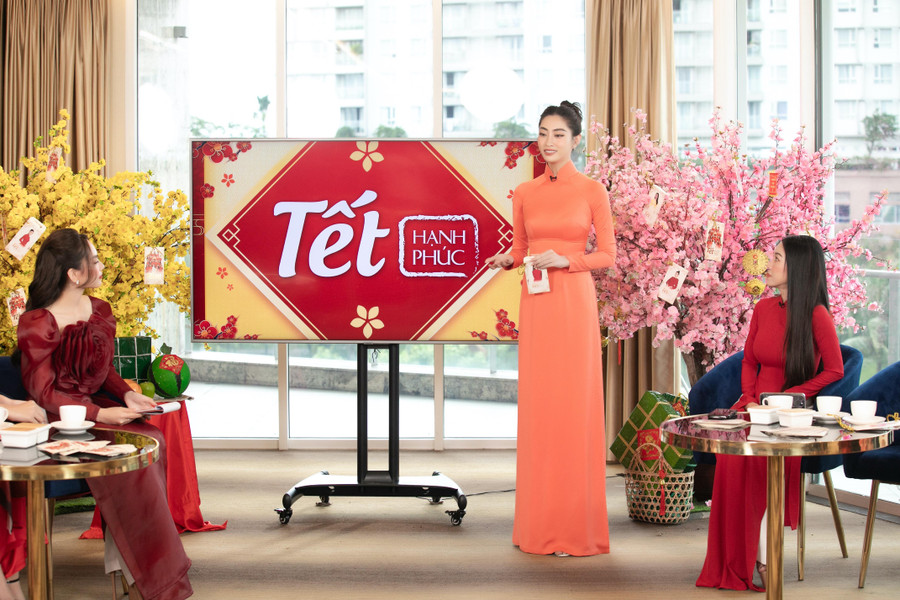 Hoa hậu Lương Thùy Linh đã công bố dự án “ Tết hạnh phúc - ấm tình quân dân vùng cao cùng hoa hậu Lương Thùy Linh”. Hoa hậu Lương Thùy Linh đã công bố dự án “ Tết hạnh phúc - ấm tình quân dân vùng cao cùng hoa hậu Lương Thùy Linh”.