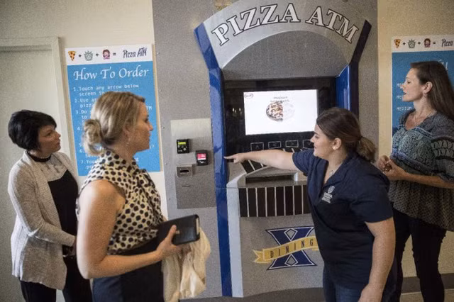 Độc đáo máy rút… bánh Pizza tự động ảnh 4