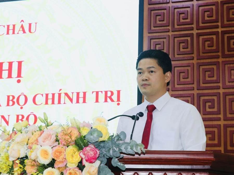 Ông Vũ Mạnh Hà phát biểu nhận nhiệm vụ. Ông Vũ Mạnh Hà phát biểu nhận nhiệm vụ.