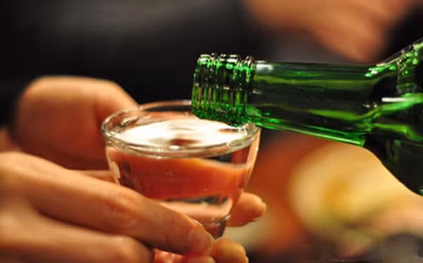 4 biểu hiện nhỏ trên cơ thể cảnh báo gan ngày càng yếu ớt, suy nhược