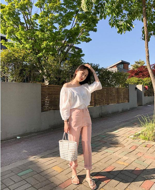 4 mẫu áo mát rượi "đánh bay" nắng nóng mùa hè ảnh 14 cu bao mua he la ac mong, do la boi chi em bo qua 4 mau ao mat ruoi nay - 14