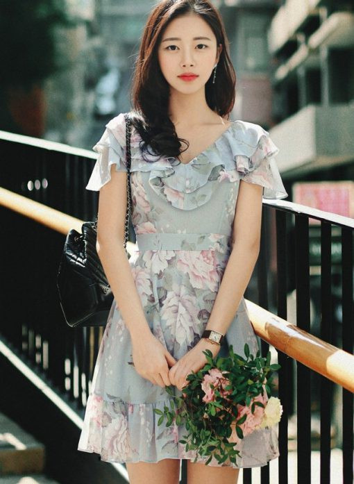 5 kiểu trang phục đơn giản giúp chị em vừa thanh lịch lại nổi bật ảnh 8 5 kiểu trang phục đơn giản giúp chị em vừa thanh lịch lại nổi bật ảnh 8