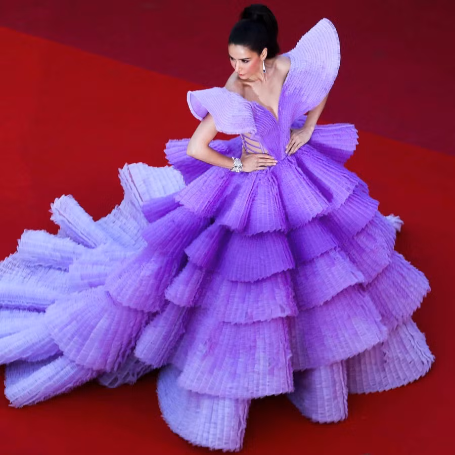 Đây là ngày thứ 2 Sririta xuất hiện trên thảm đỏ Cannes năm nay.