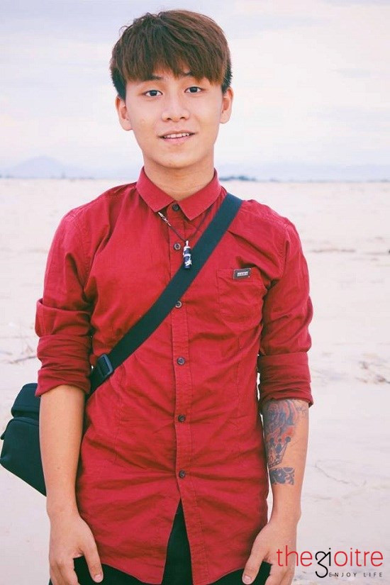 Hiện tại, Facebook của anh chàng đang có hơn 200.000 lượt theo dõi.