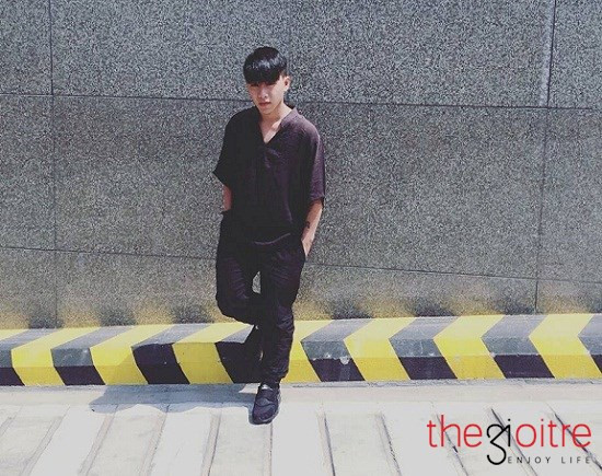 Ngoài đời, Minh Triết được bạn bè nhận xét nhiệt tình, thân thiện.. song cũng là con người rất thẳng tính. Anh chàng khẳng định phương châm sống của bản thân: “Sai thì biết sửa chữa, phải chân thật không giả tạo. Luôn tự tin cố gắng thì thành công sẽ tìm đến”.