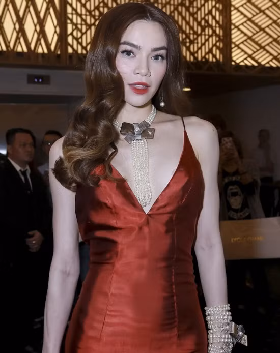 Xu hướng tóc tuyệt xinh chị em nên thử hè năm nay ảnh 14 Xu hướng tóc tuyệt xinh chị em nên thử hè năm nay ảnh 14