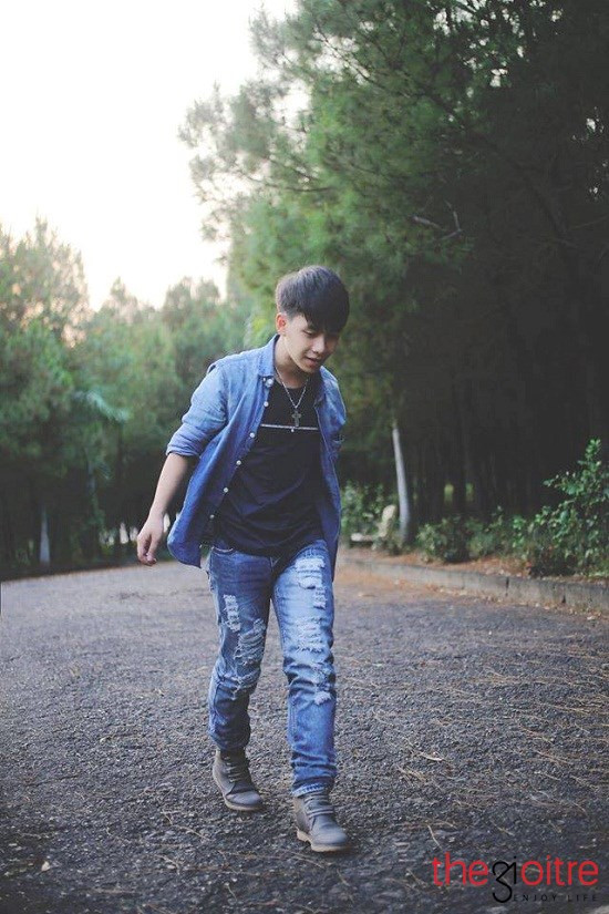 Với mơ ước trở thành ca sĩ, vì vậy, Triết cho biết thời gian tới 9X sẽ học thêm thanh nhạc và luyện tập để bước vào hoạt động nghệ thuật chuyên nghiệp.