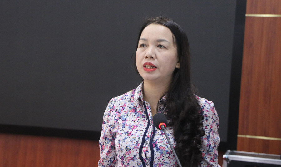 Nhà giáo Bùi Thị Thu Hằng – Huyện ủy viên, Trưởng Phòng GD&amp;ĐT nhấn mạnh tới vai trò của công tác truyền thông trong giáo dục.