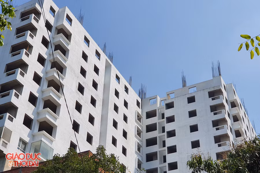 Dự án mới xây dựng đến tầng 11, trong khi theo thiết kế có 1 toà 20 tầng và 1 tòa 18 tầng.