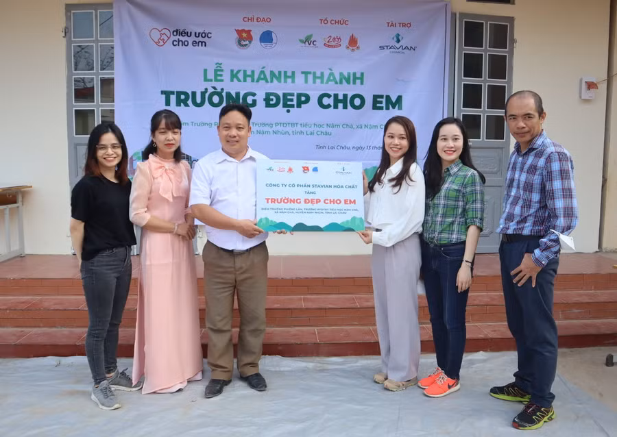 Trường đẹp cho em 