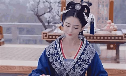 5 mỹ nhân “đệ nhất thiên hạ” trên màn ảnh Hoa ngữ: Thượng thần Dương Mịch bít cửa trước cô cô Lý Nhược Đồng - Ảnh 6.