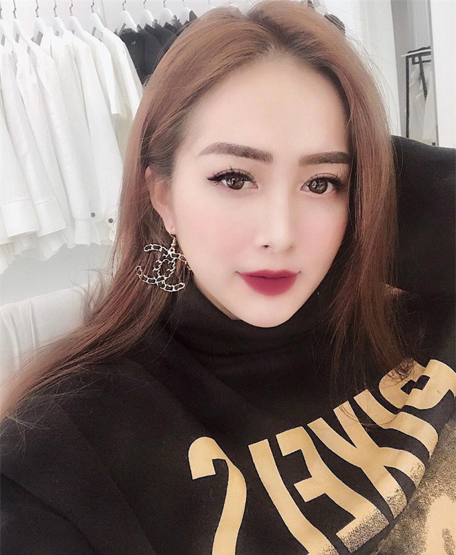 Hội “em họ” của người nổi tiếng: Ai cũng xinh nức nở, gu thời trang chẳng thua kém fashionista ảnh 31