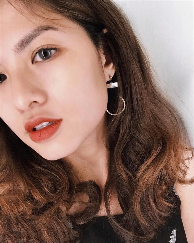 Hội “em họ” của người nổi tiếng: Ai cũng xinh nức nở, gu thời trang chẳng thua kém fashionista ảnh 23