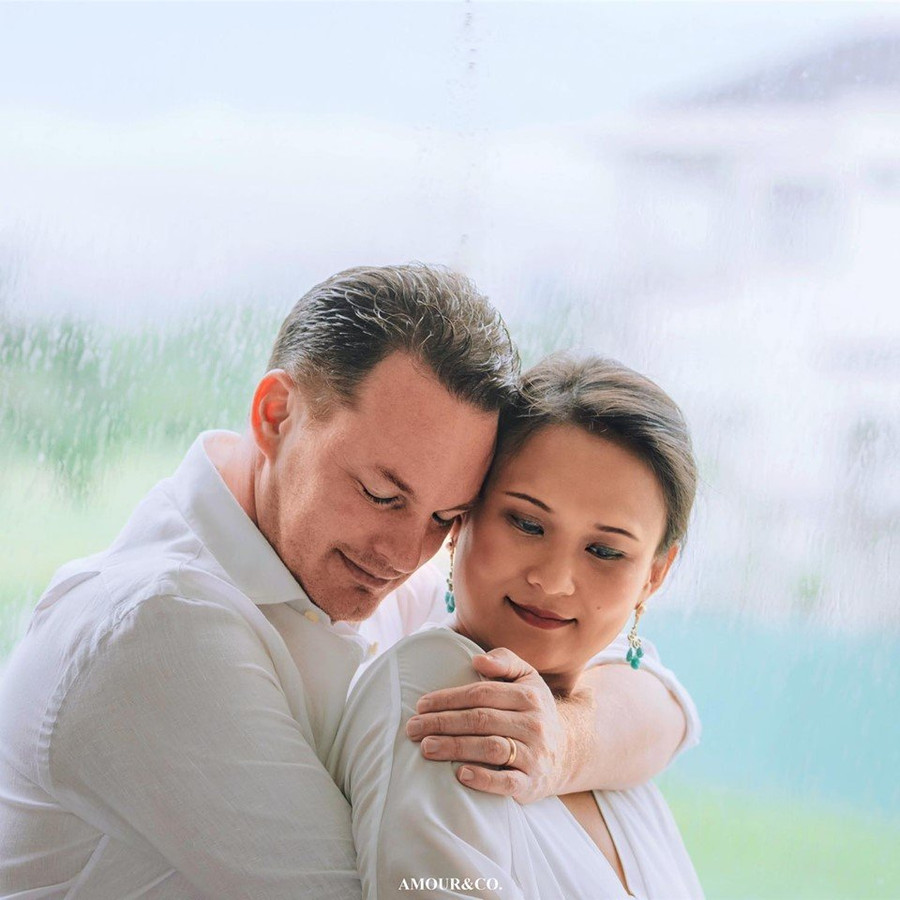 Vợ mới của chồng cũ Hồng Nhung khoe ảnh nhóc tì đáng yêu vừa chào đời ảnh 1 Vợ mới của chồng cũ Hồng Nhung khoe ảnh nhóc tì đáng yêu vừa chào đời-1
