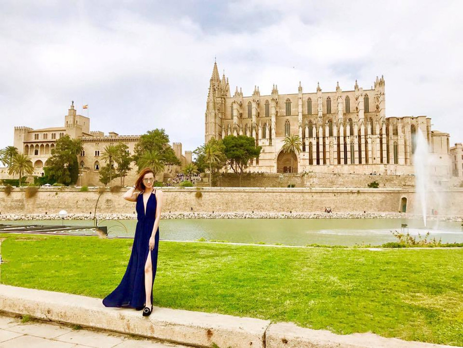 Cuộc sống như bà hoàng của diễn viên lấy đại gia hơn 12 tuổi