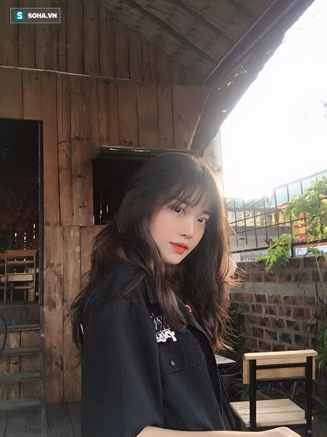 Cô nàng 16 tuổi khoe ảnh dậy thì thành công, dân mạng phát hiện chi tiết sai sai ảnh 2