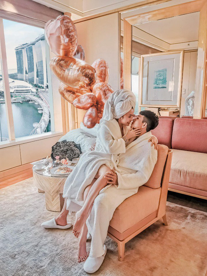 Không phải tiền, thứ không đáng giá này là "vũ khí" Minh Nhựa chinh phục vợ 2 Mina ảnh 1 Không phải tiền, đây mới là thứ không tốn 1 xu Minh Nhựa dùng để hạ gục vợ 2 Mina-2