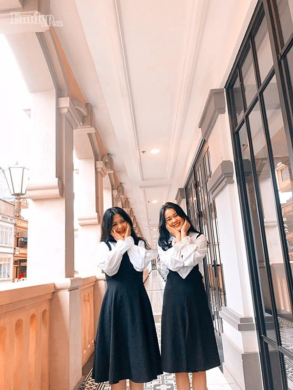 Hai chị em diện đồ đôi chụp ảnh đẹp như mơ ở Sa Pa ảnh 3 Cuộc đời phải có một cô em gái để cùng nhau diện đồ đôi đẹp như mơ đến Sa Pa du lịch