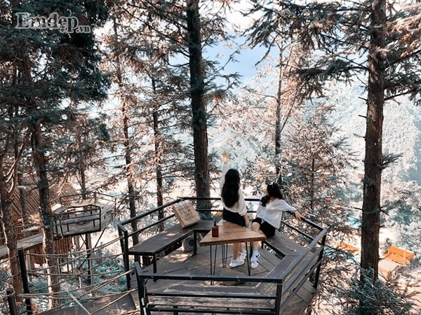 Hai chị em diện đồ đôi chụp ảnh đẹp như mơ ở Sa Pa ảnh 12 Cuộc đời phải có một cô em gái để cùng nhau diện đồ đôi đẹp như mơ đến Sa Pa du lịch