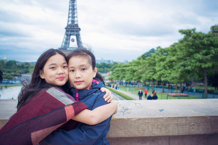 Cách đây một hai năm trước, hai nhóc tì của nữ ca sĩ gốc Huế còn bé nhỏ, đáng yêu thế này. 