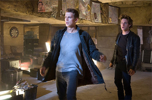 Tai nạn thảm khốc ở phim trường: Diễn viên tử nạn, 91 người ung thư ảnh 7 Tai nan tham khoc o phim truong - dien vien tu nan, 91 nguoi ung thu hinh anh 7