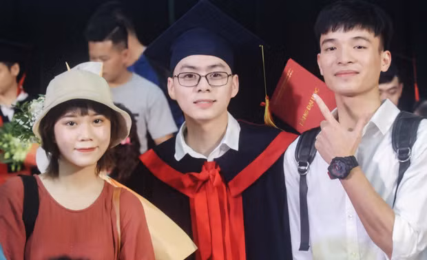 Soái ca trường Bách Khoa: Tốt nghiệp kỹ sư bằng xuất sắc, 2 Huy chương Bạc Olympic, TOEIC 905/990, khởi nghiệp từ khi còn đi học!-5