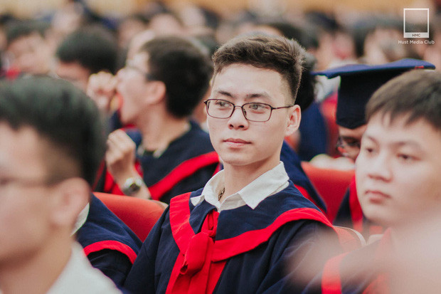 Soái ca trường ĐH Bách Khoa: Thành tích học tập "khủng", TOEIC 905/990, khởi nghiệp từ thời đi học ảnh 6 Soái ca trường Bách Khoa: Tốt nghiệp kỹ sư bằng xuất sắc, 2 Huy chương Bạc Olympic, TOEIC 905/990, khởi nghiệp từ khi còn đi học!-7