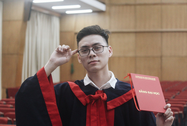 Soái ca trường ĐH Bách Khoa: Thành tích học tập "khủng", TOEIC 905/990, khởi nghiệp từ thời đi học ảnh 5 Soái ca trường Bách Khoa: Tốt nghiệp kỹ sư bằng xuất sắc, 2 Huy chương Bạc Olympic, TOEIC 905/990, khởi nghiệp từ khi còn đi học!-6