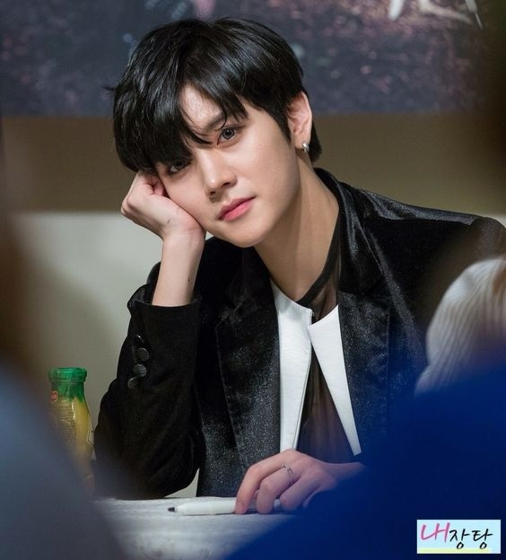 5 nam thần đẹp không góc chết, chỉ cần liếc qua, fan nữ cũng muốn rụng tim