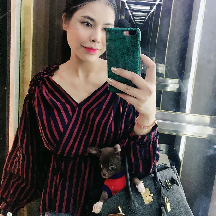 Tay chơi hàng hiệu có tiếng bóc phốt Sĩ Thanh dùng hàng nhái là ai? ảnh 8 Tay chơi hàng hiệu có tiếng bóc phốt Sĩ Thanh dùng hàng nhái là ai? ảnh 8