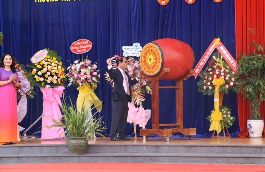 Trường THPT Chuyên Hùng Vương: Tự hào ngôi trường mang tên Quốc Tổ ảnh 1