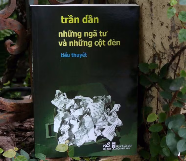 Tiểu thuyết “Những ngã tư và những cột đèn” của nhà thơ Trần Dần sẽ đến với bạn đọc Hàn Quốc vào năm 2018
