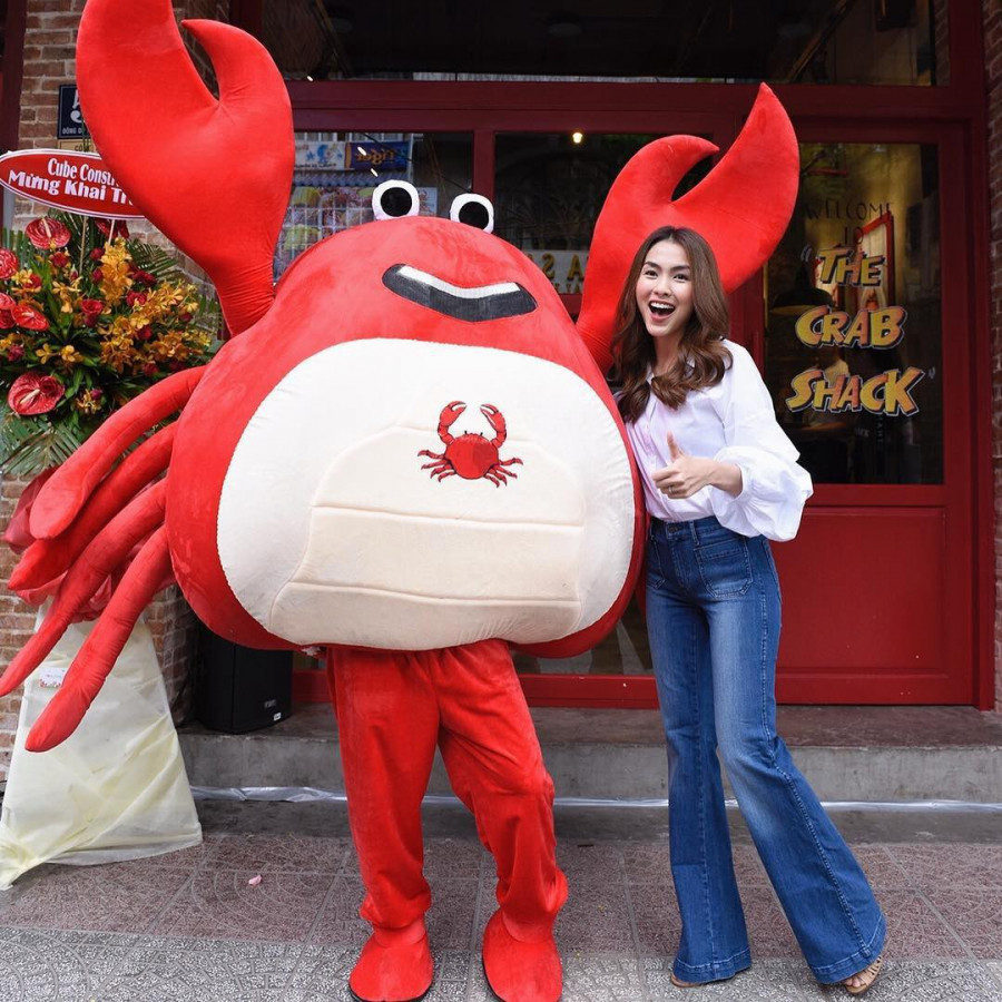 Học cách Tăng Thanh Hà diện đi diện lại đồ cũ nhưng vẫn tinh tế, thanh lịch ảnh 9 Empty