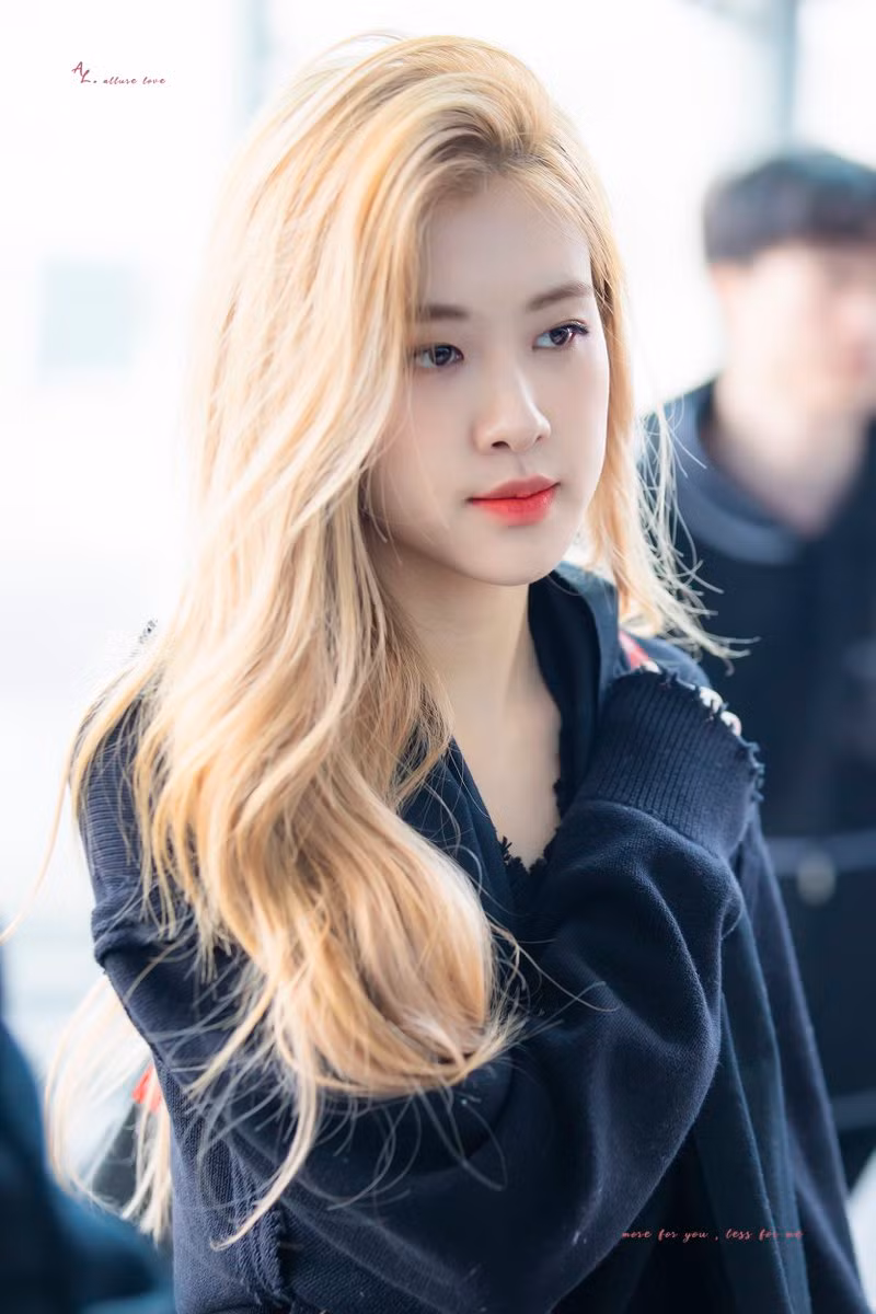 Những kiểu tóc xinh đẹp dành cho gương mặt tròn, bầu bĩnh ảnh 6