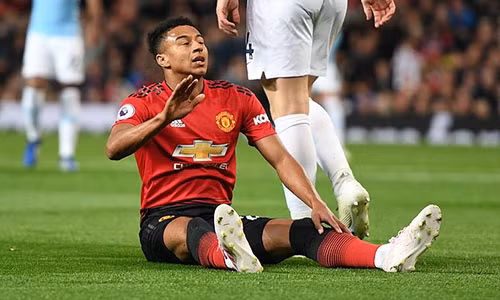 Lingard bỏ lỡ nhiều cơ hội ngon ăn cho Man Utd