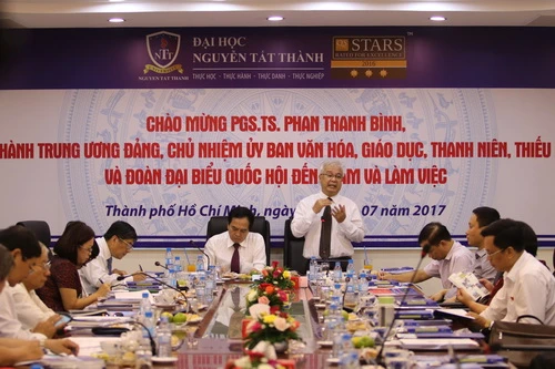 PGS.TS Phan Thanh Bình phát biểu tại buổi làm việc