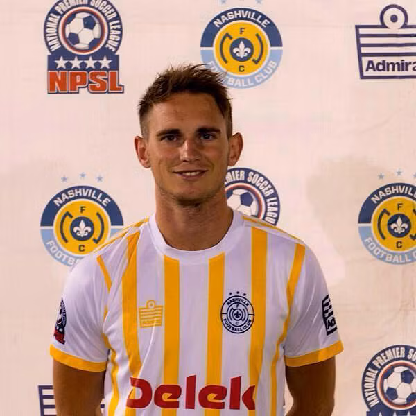 Nam thanh niên sống sót kỳ diệu chỉ với nửa hộp sọ trên đầu - Hình 3