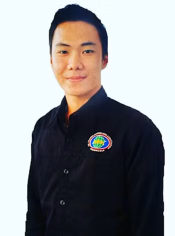 Nhân viên không lưu củasân bay Palu, Anthonius Gunawan Agung. Ảnh:Buzzfeed news