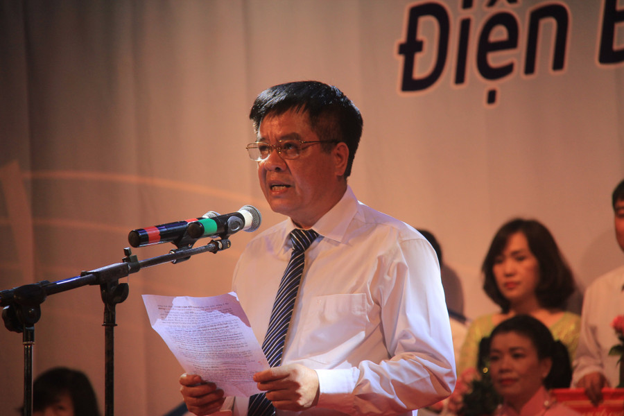 Ông Nguyễn Văn Kiên, Giám đốc Sở GD&ĐT tỉnh Điện Biên mong muốn qua các kỳ liên hoan sẽ giúp cho cán bộ, giáo viên ngành GD&ĐT Điện Biên thêm yêu nghề, mến trẻ, cống hiến cho sự nghiệp giáo dục Điện Biên ngày càng phát triển